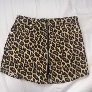 Jean cheetah zip-up mini skirt